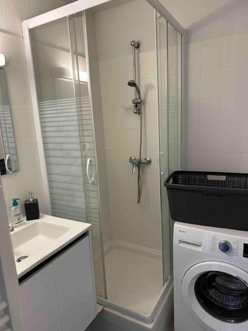 Appartement Face A La Mer Canet En Roussillon Luaran gambar